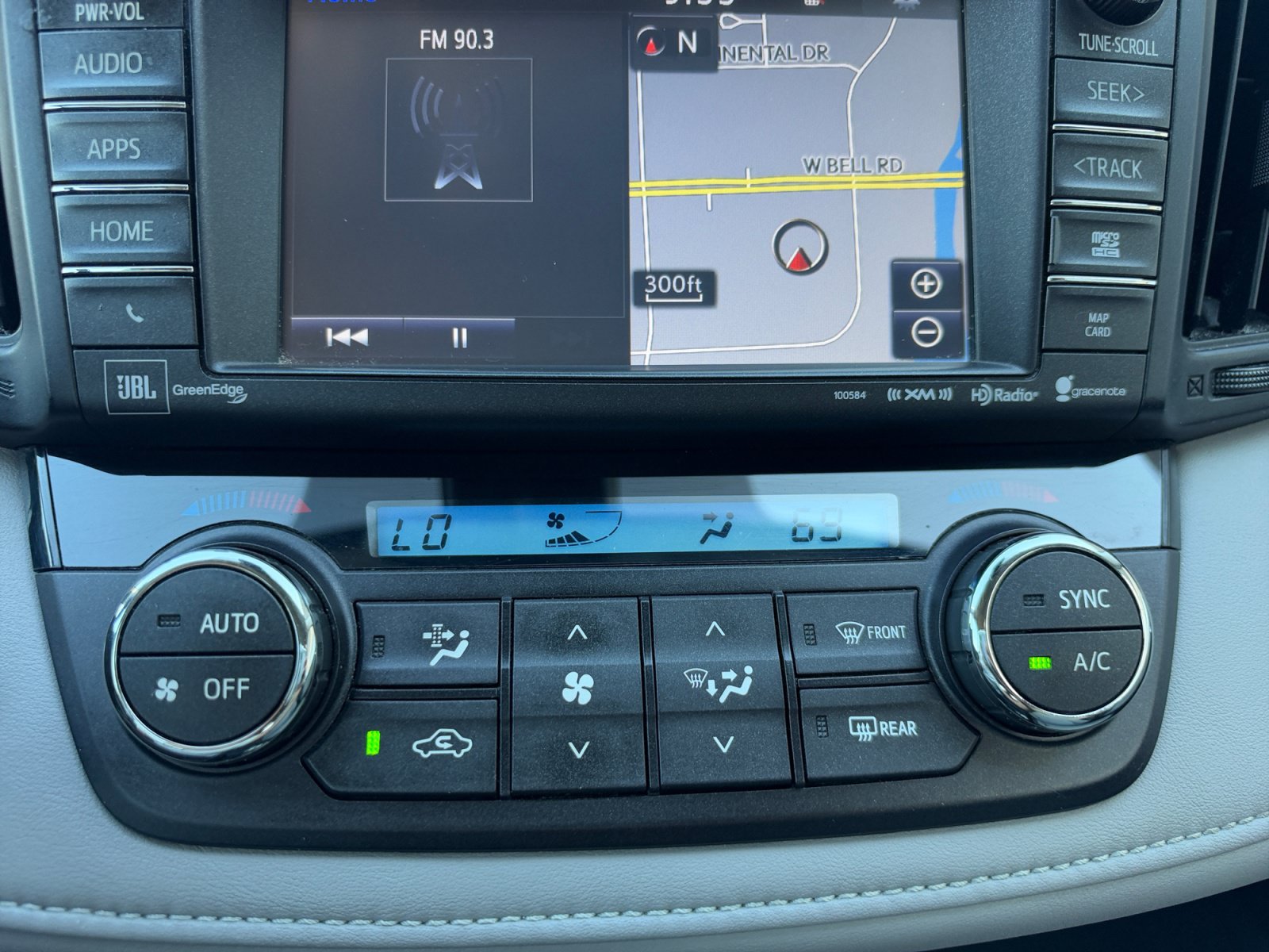 Used 2017 Toyota RAV4 Limited w/ Advanced Technology Package AWD/4WD image 11
