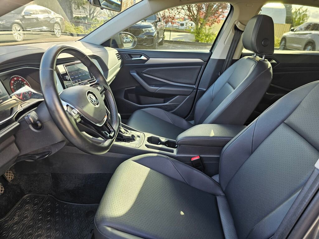 Used 2019 Volkswagen Jetta SE image 24