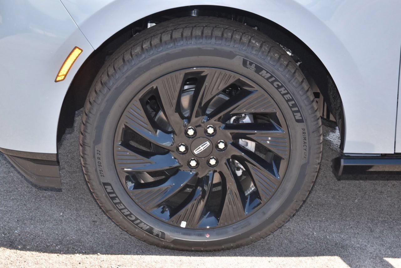 New 2026 Lincoln Navigator Reserve w/ Jet Appearance Package AWD/4WD image 42