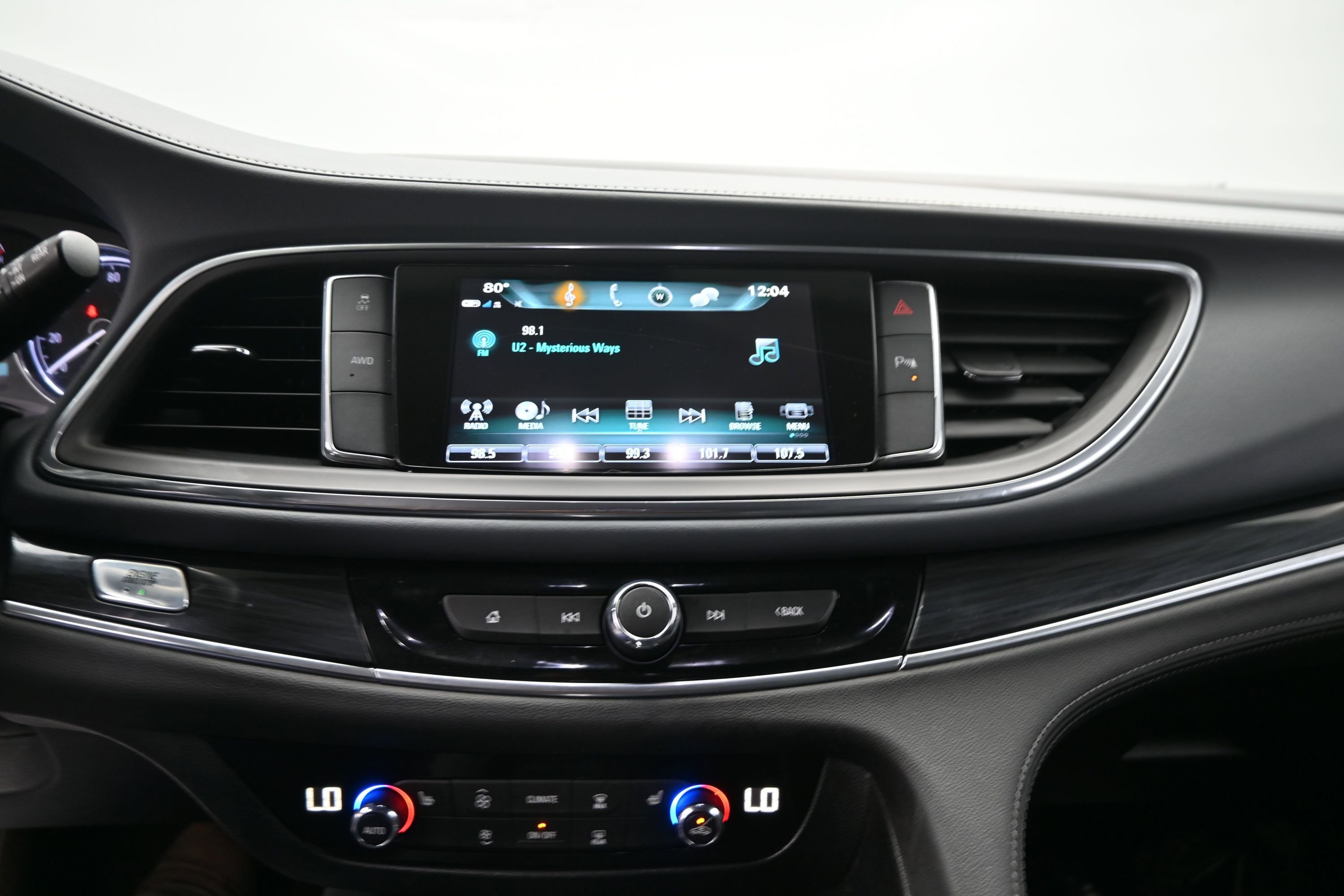 Used 2019 Buick Enclave Essence AWD/4WD image 14