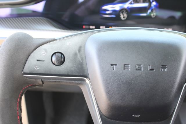 Used 2022 Tesla Model X Plaid image 33