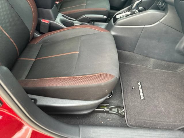 Used 2021 Nissan Versa SR FWD image 11