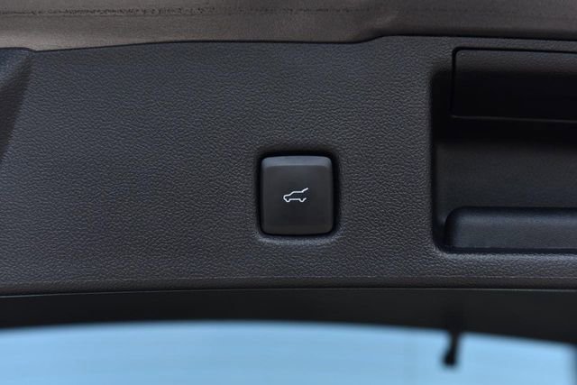 Used 2022 Ford Escape SEL FWD image 27