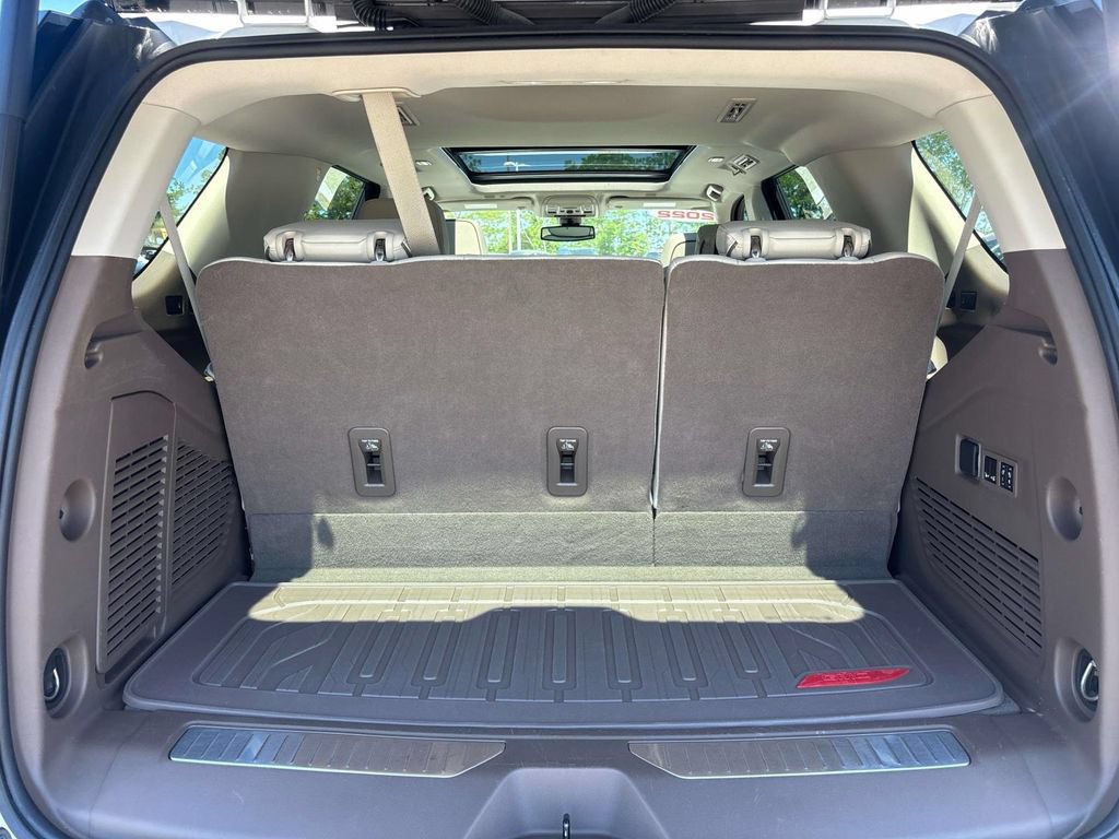 Used 2022 GMC Yukon Denali AWD/4WD image 17