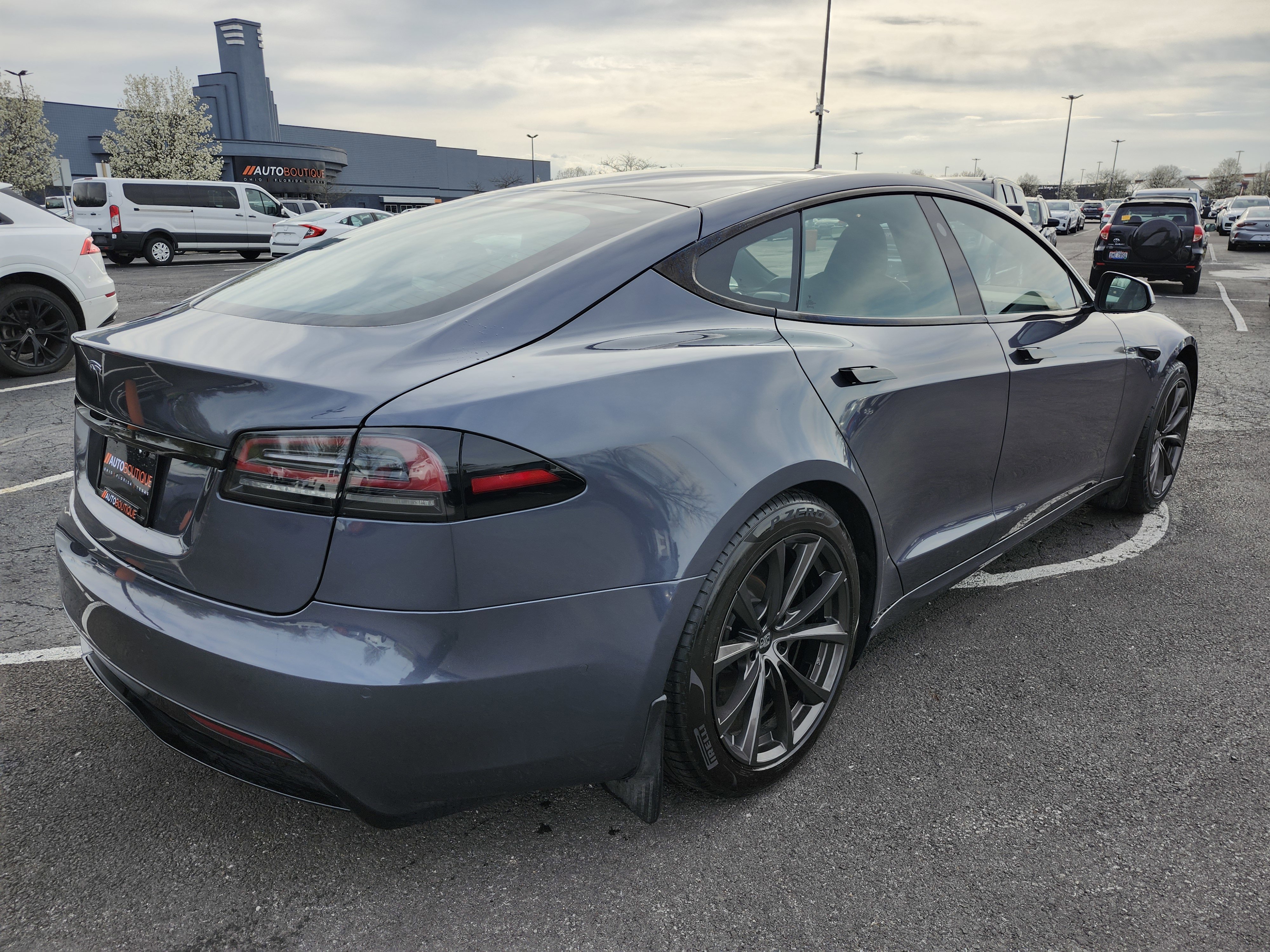Used 2022 Tesla Model S AWD/4WD image 16