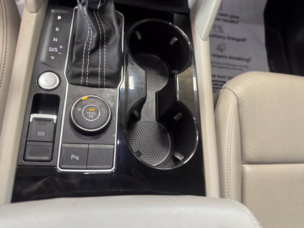 Used 2023 Volkswagen Atlas SE AWD/4WD image 32