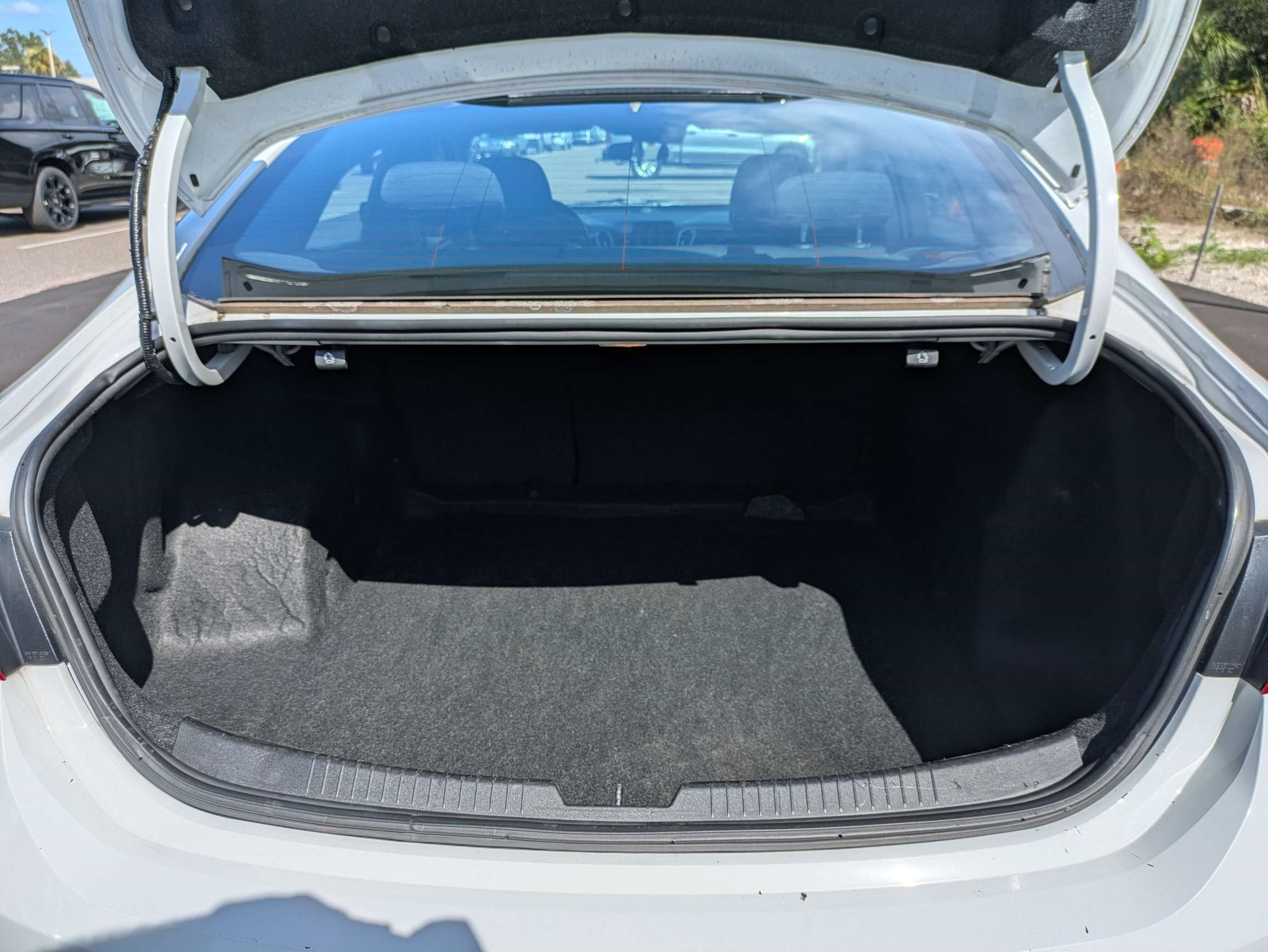 Used 2024 Chevrolet Malibu LT FWD image 12