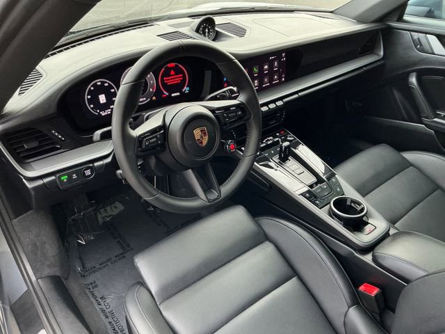 Certified 2025 Porsche 911 Carrera image 5
