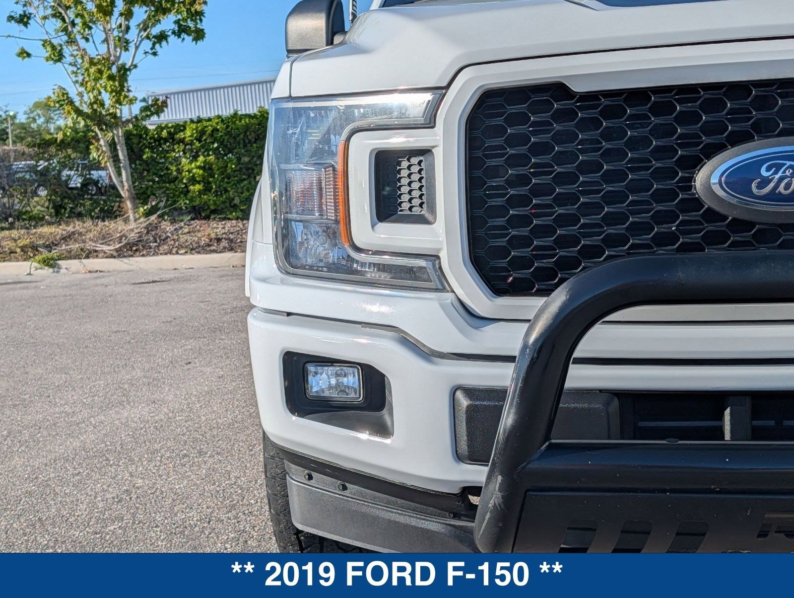 Used 2019 Ford F150 XLT w/ Equipment Group 302A Luxury image 9