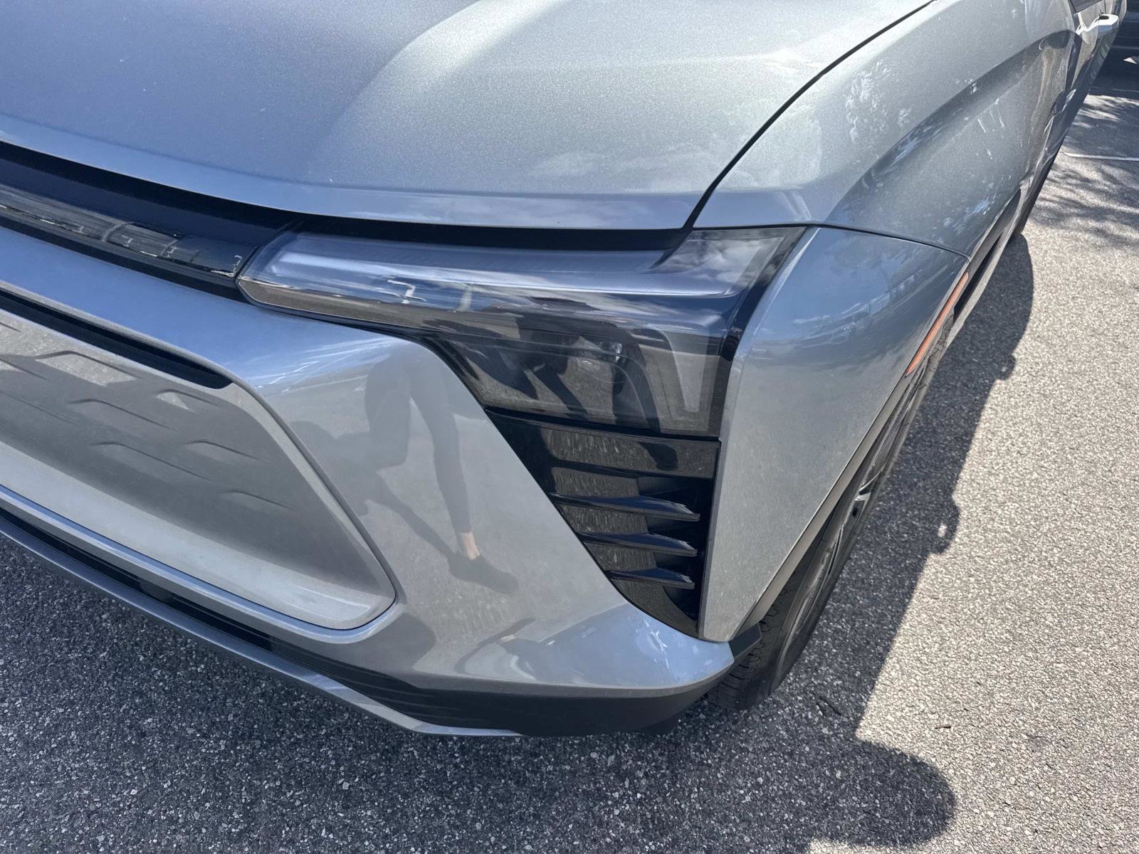 Used 2025 Chevrolet Blazer EV LT image 9