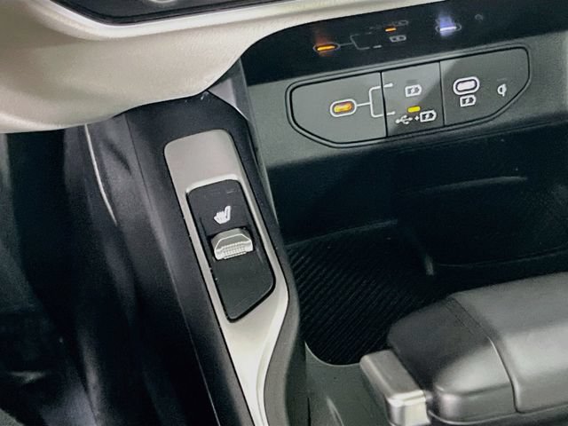 Certified 2024 Kia Sorento S w/ Panoramic Sunroof Package FWD image 20