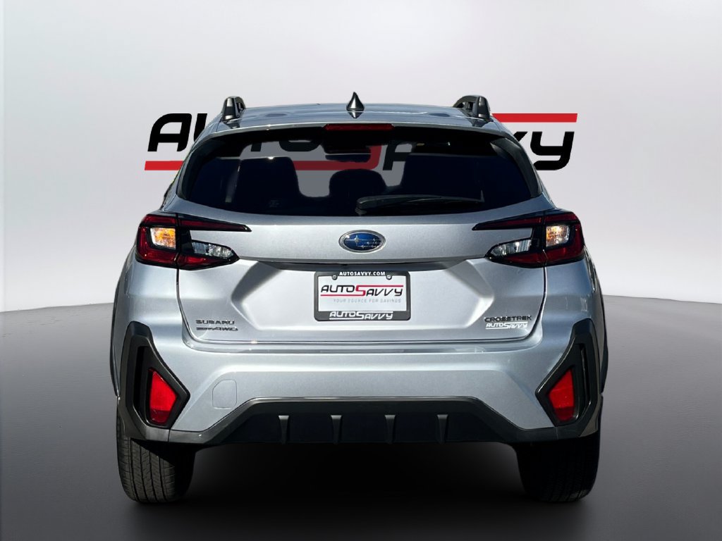 Used 2024 Subaru Crosstrek 2.0i Premium AWD/4WD image 6