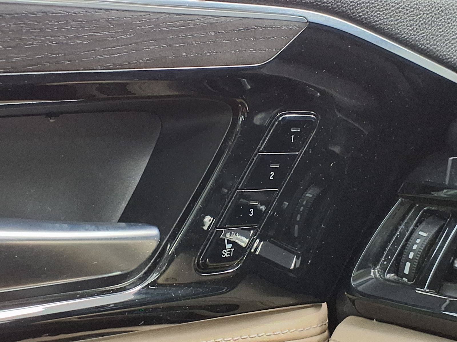 Used 2022 Acura MDX w/ Advance Package AWD/4WD image 34