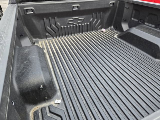 Used 2024 Chevrolet Silverado 1500 LT AWD/4WD image 8