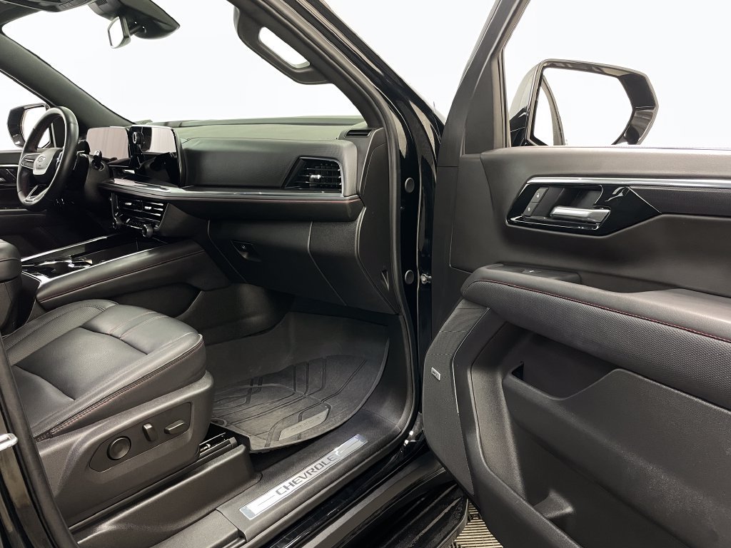 Certified 2025 Chevrolet Tahoe RST w/ RST Capability Package AWD/4WD image 43