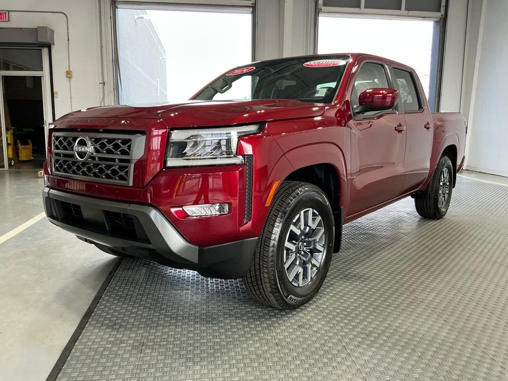 Used 2024 Nissan Frontier SL w/ Technology Package image 2