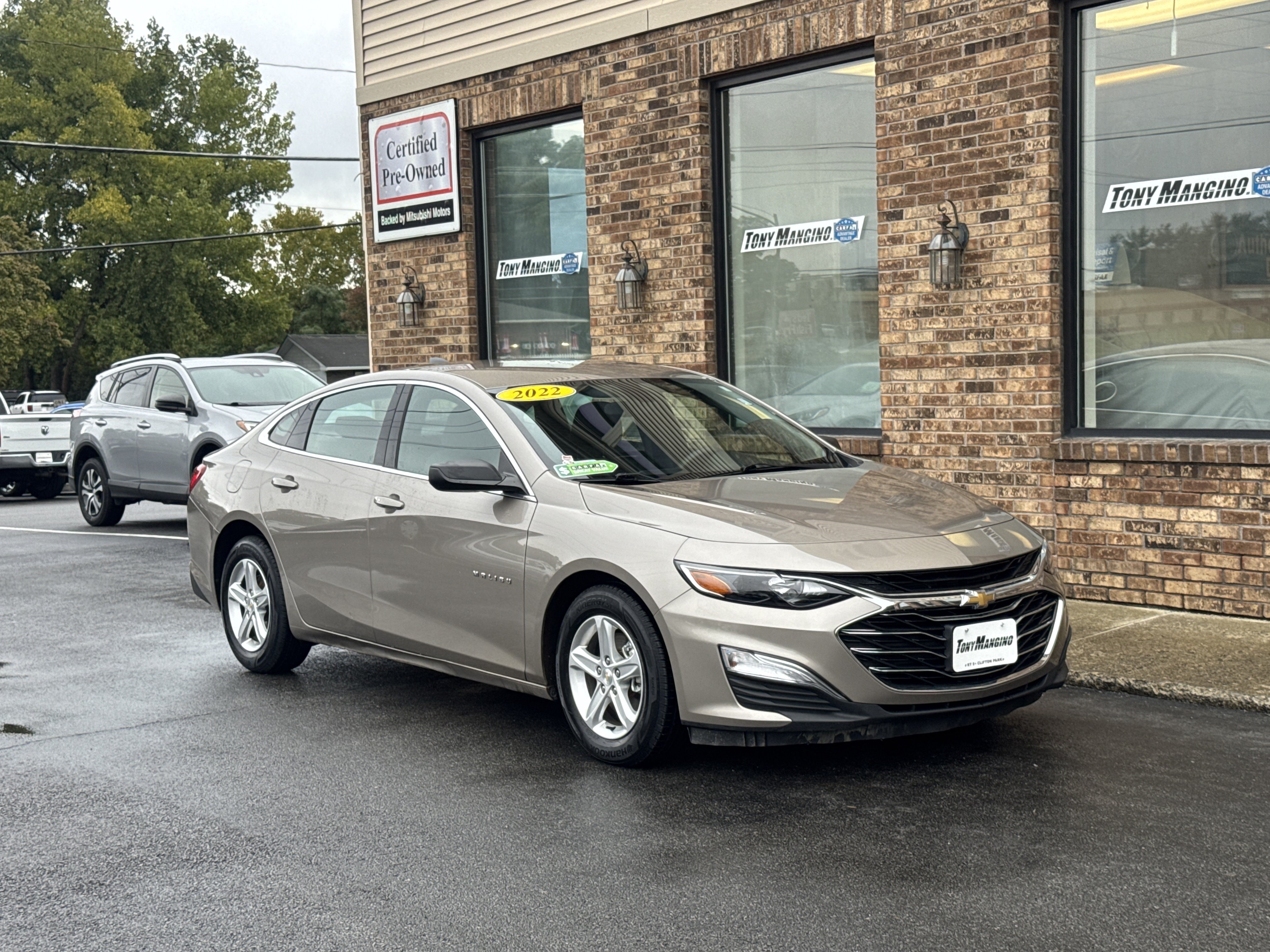 Used 2022 Chevrolet Malibu LS FWD image 7