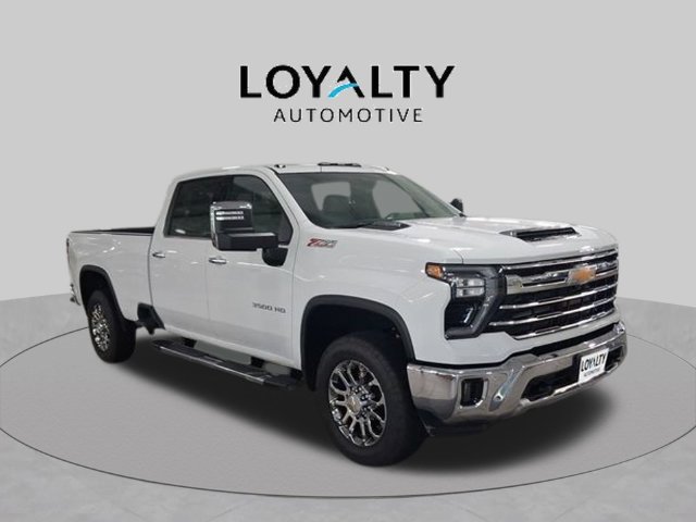 Used 2026 Chevrolet Silverado 3500 LTZ w/ LTZ Premium Package AWD/4WD image 2