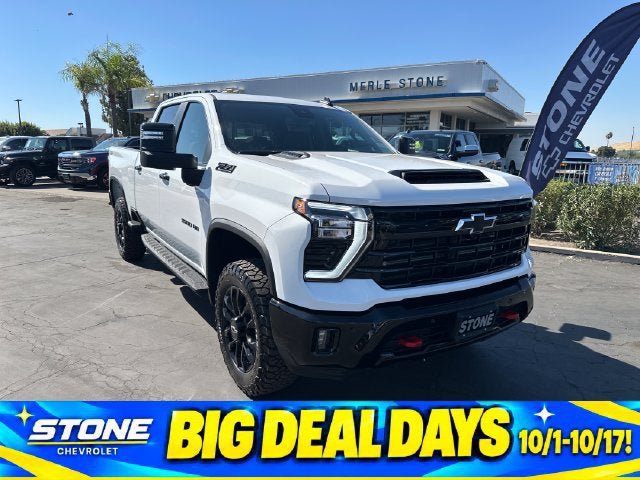 New 2026 Chevrolet Silverado 3500 LT w/ Trail Boss Package AWD/4WD 360° Tour