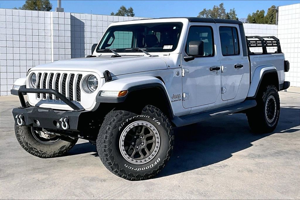 Certified 2020 Jeep Gladiator Overland image 2