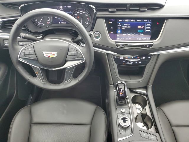 Used 2023 Cadillac XT5 Premium Luxury w/ Technology Package image 17