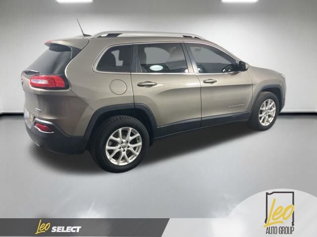Used 2016 Jeep Cherokee Latitude w/ Comfort/Convenience Group image 7