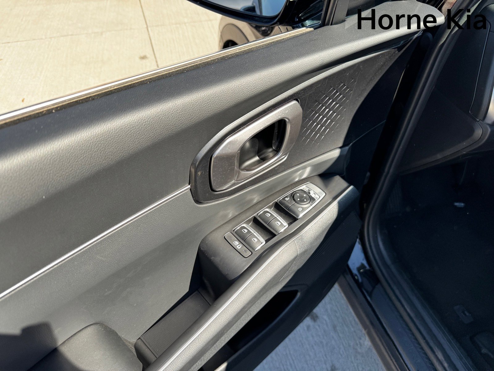 New 2025 Kia Sorento EX image 10