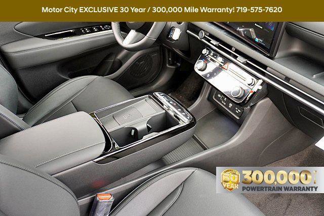 New 2025 Hyundai Tucson Limited image 24