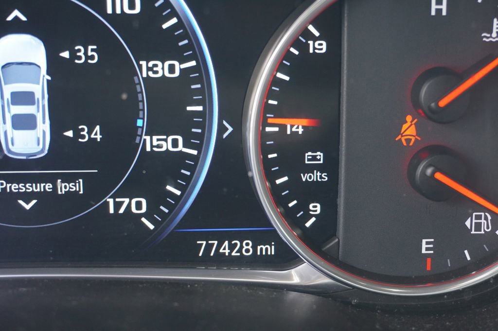 Used 2024 Nissan Rogue S image 3