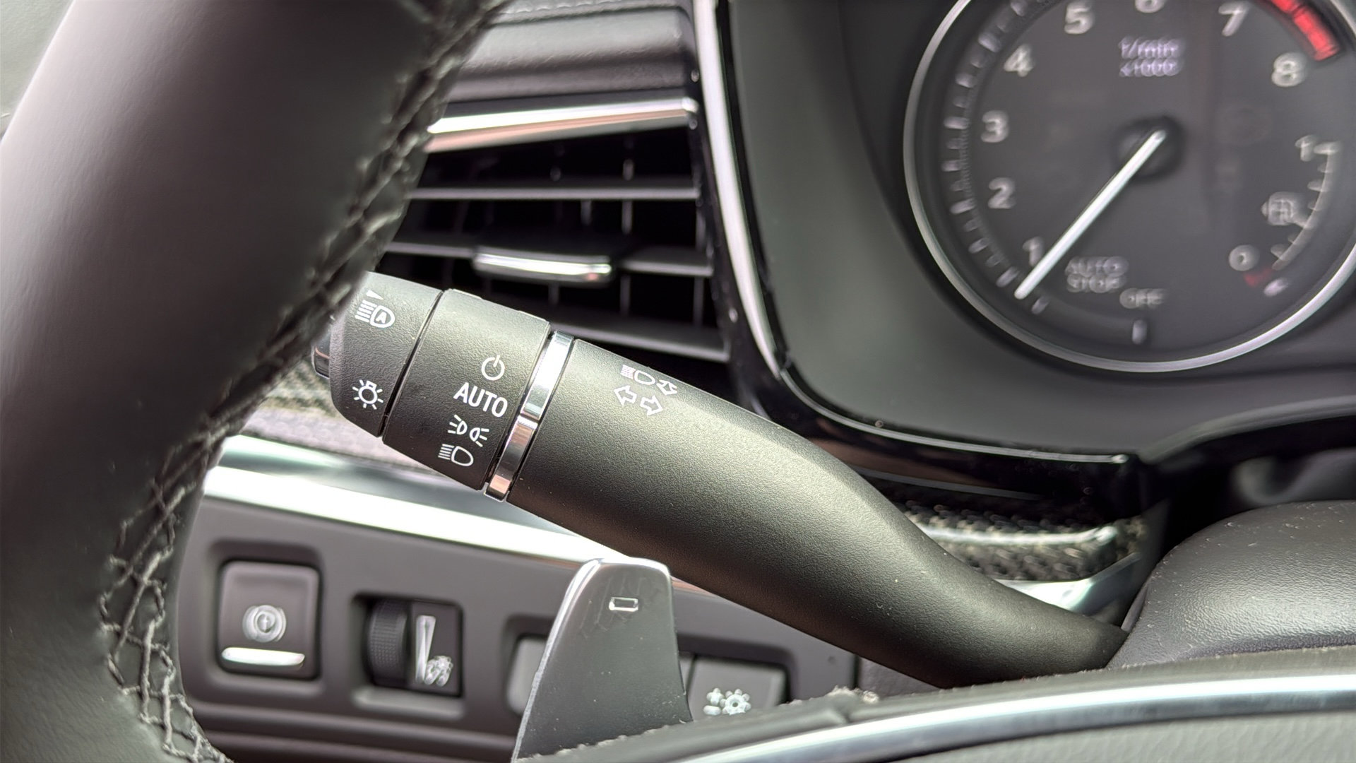 New 2026 Cadillac XT5 Sportv image 15