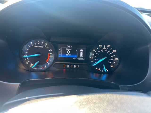 Used 2017 Ford Explorer XLT image 34