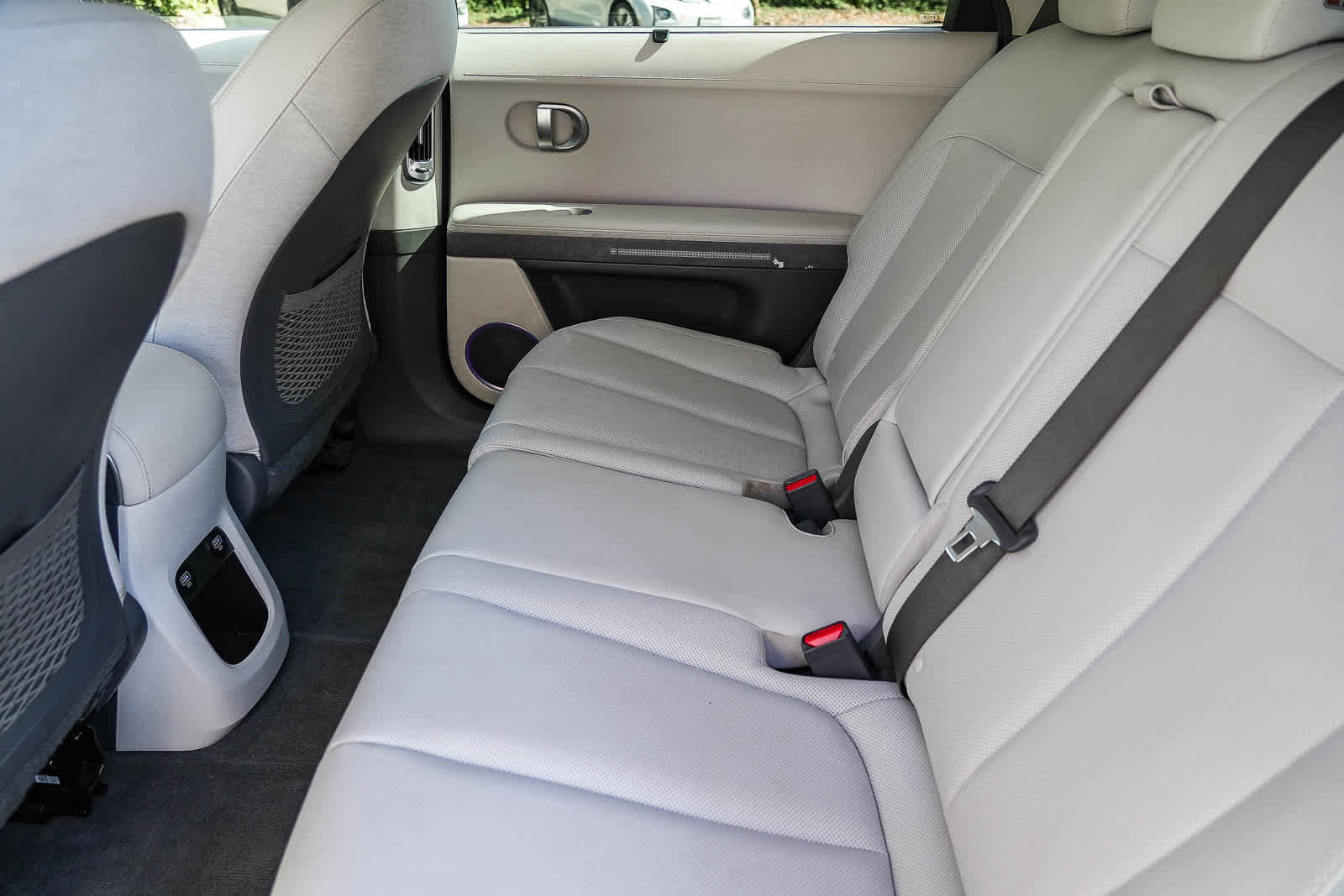 Used 2024 Hyundai Ioniq 5 Limited AWD/4WD image 19