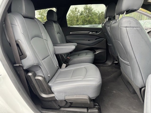 Used 2024 Buick Enclave Premium image 25