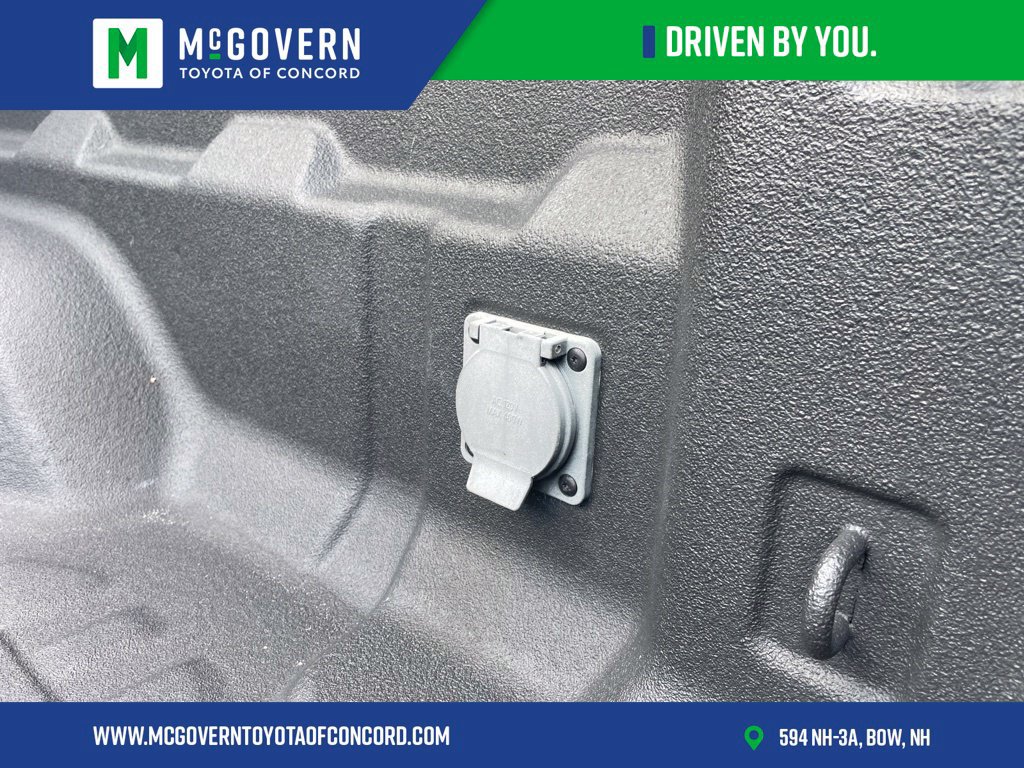 Used 2023 Chevrolet Colorado ZR2 AWD/4WD image 21
