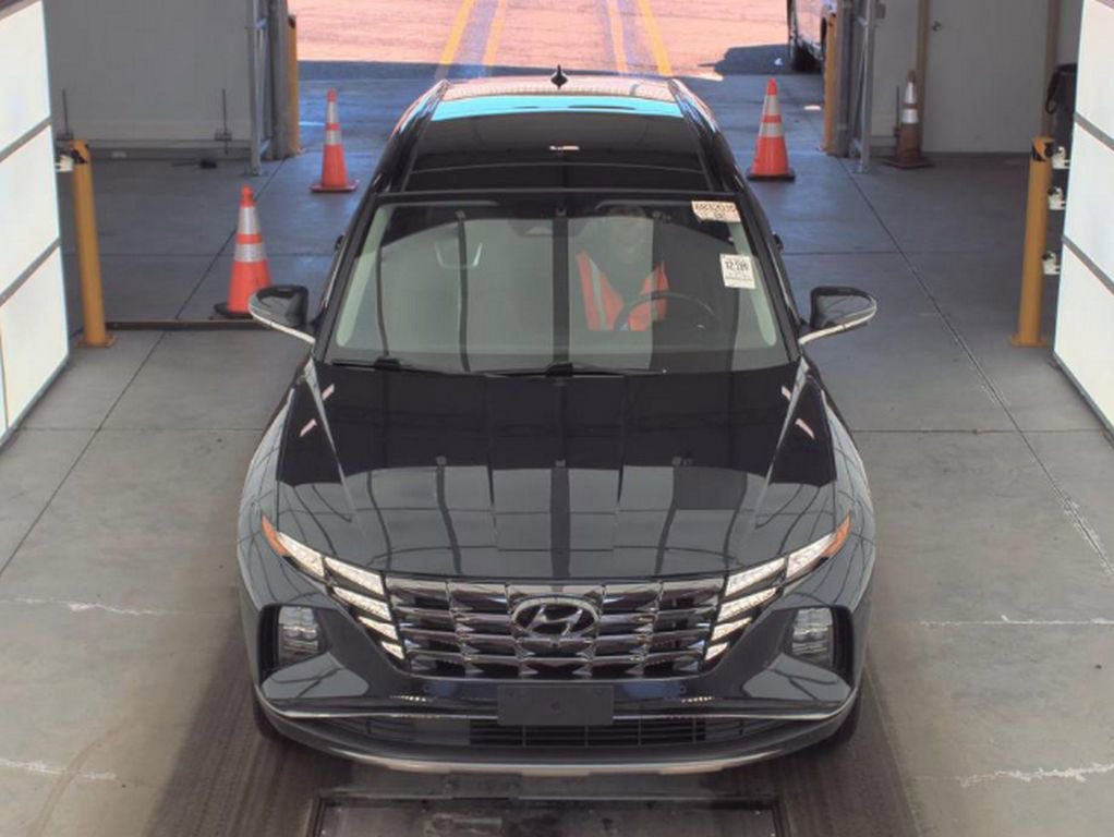 Used 2023 Hyundai Tucson Limited w/ Cargo Package image 3