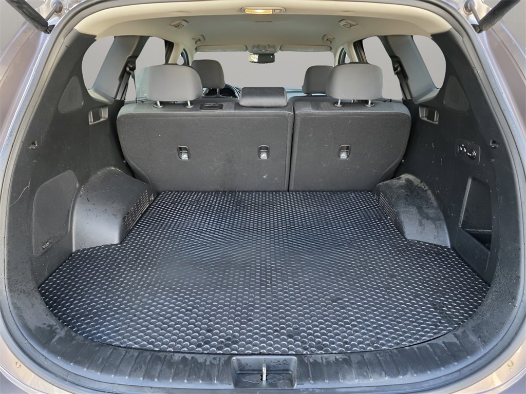 Used 2020 Hyundai Santa Fe SEL w/ Convenience Package image 13