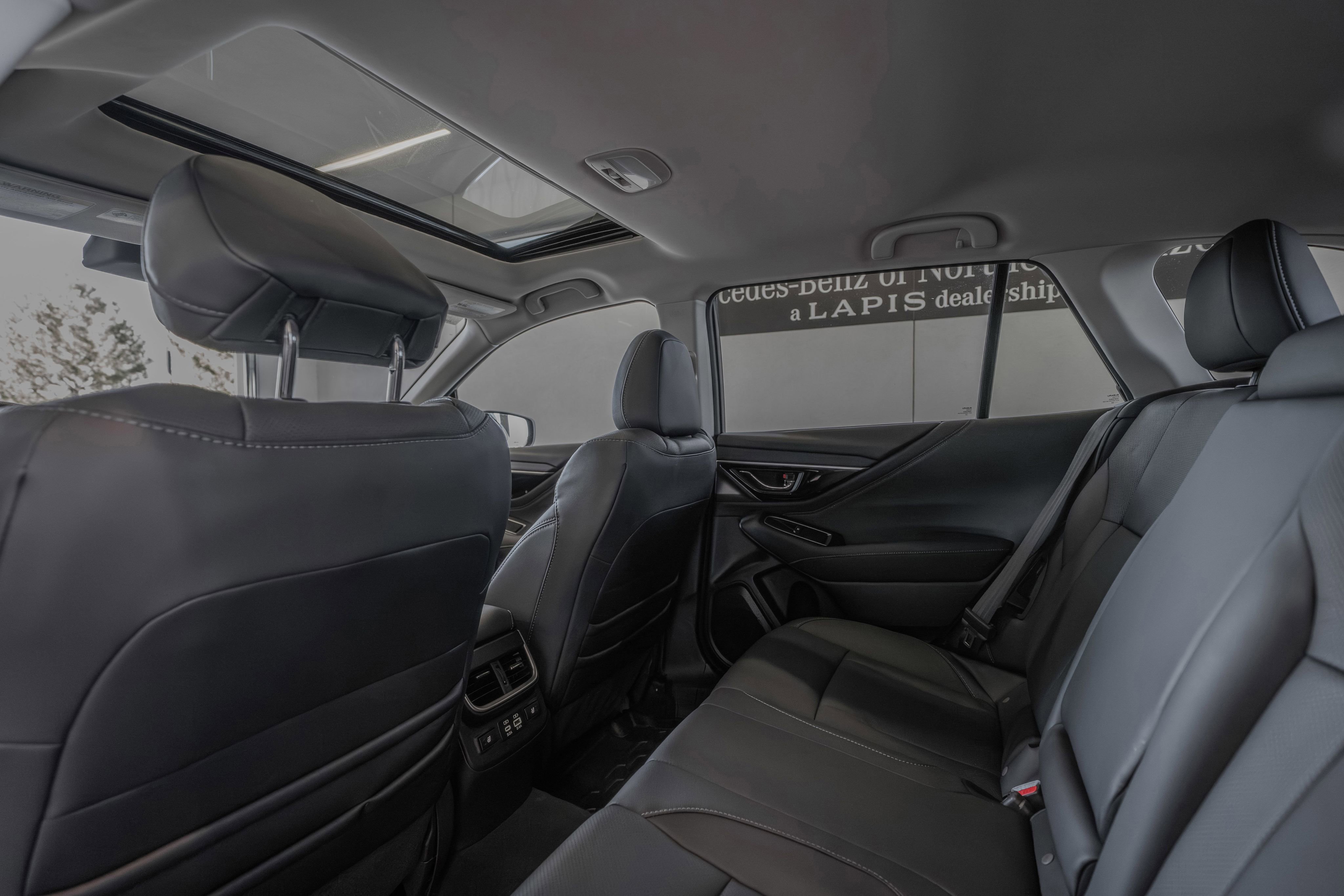 Used 2025 Subaru Outback Limited image 28