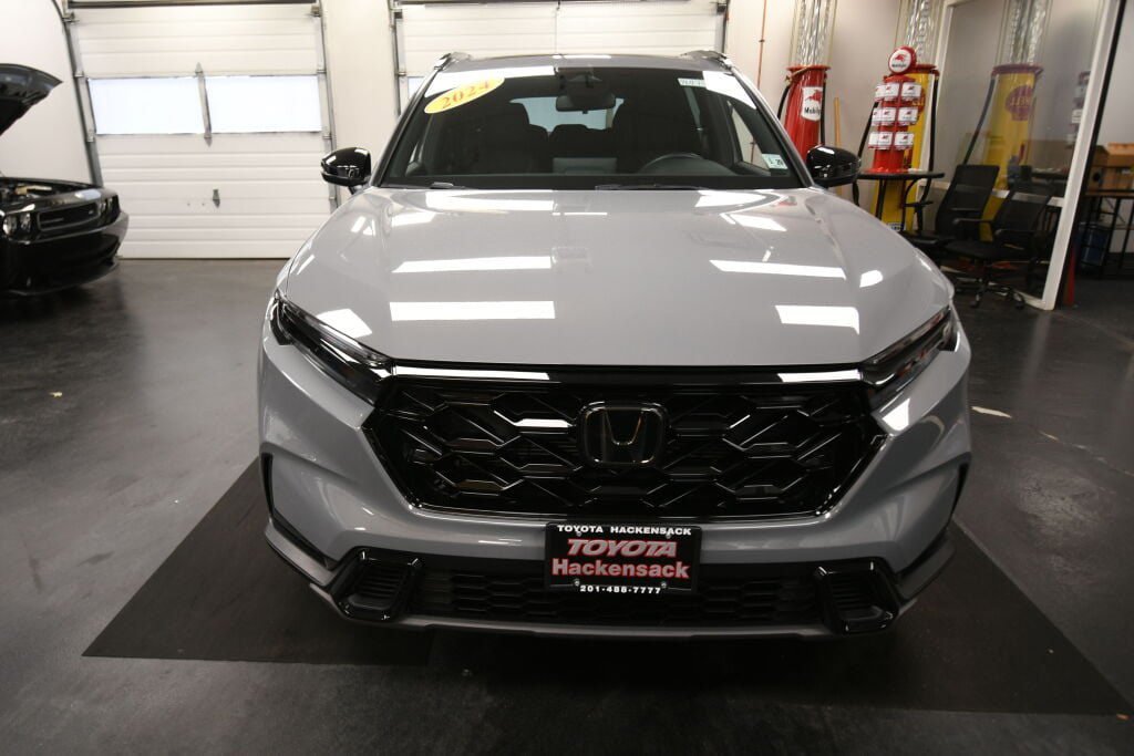 Used 2024 Honda CR-V Sport image 2