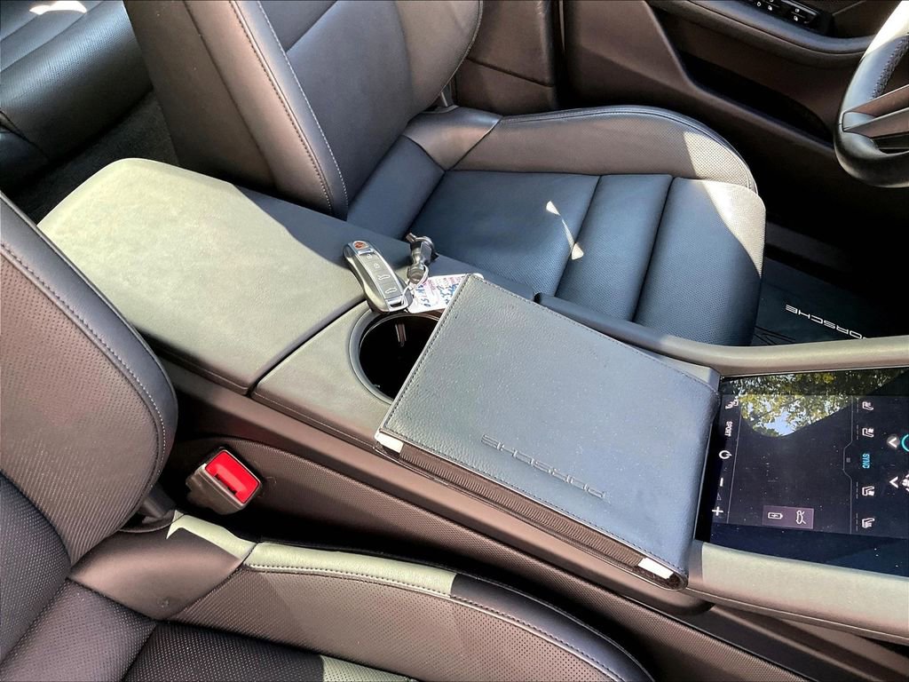 Certified 2024 Porsche Taycan image 16