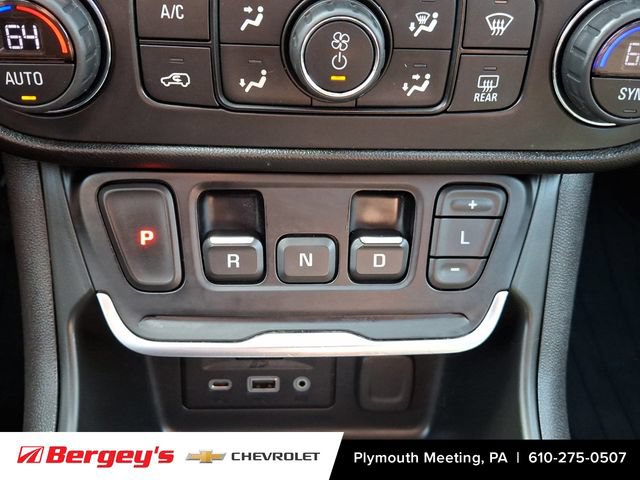 Used 2019 GMC Terrain Denali w/ Advanced Safety Package AWD/4WD image 18