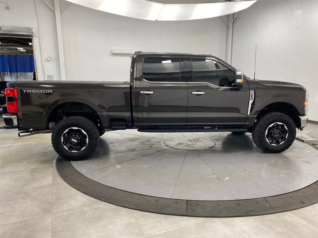 Used 2025 Ford F250 Lariat w/ Lariat Ultimate Package AWD/4WD image 8