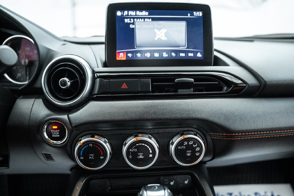 Used 2023 MAZDA MX-5 Miata Grand Touring w/ Weather Package RWD image 18