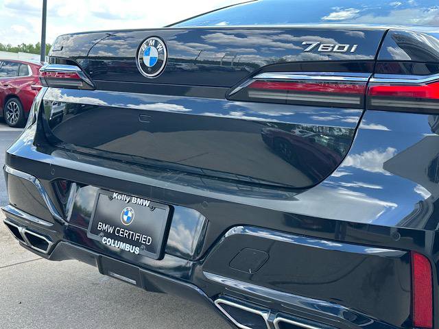 Certified 2023 BMW 760i xDrive AWD/4WD image 10