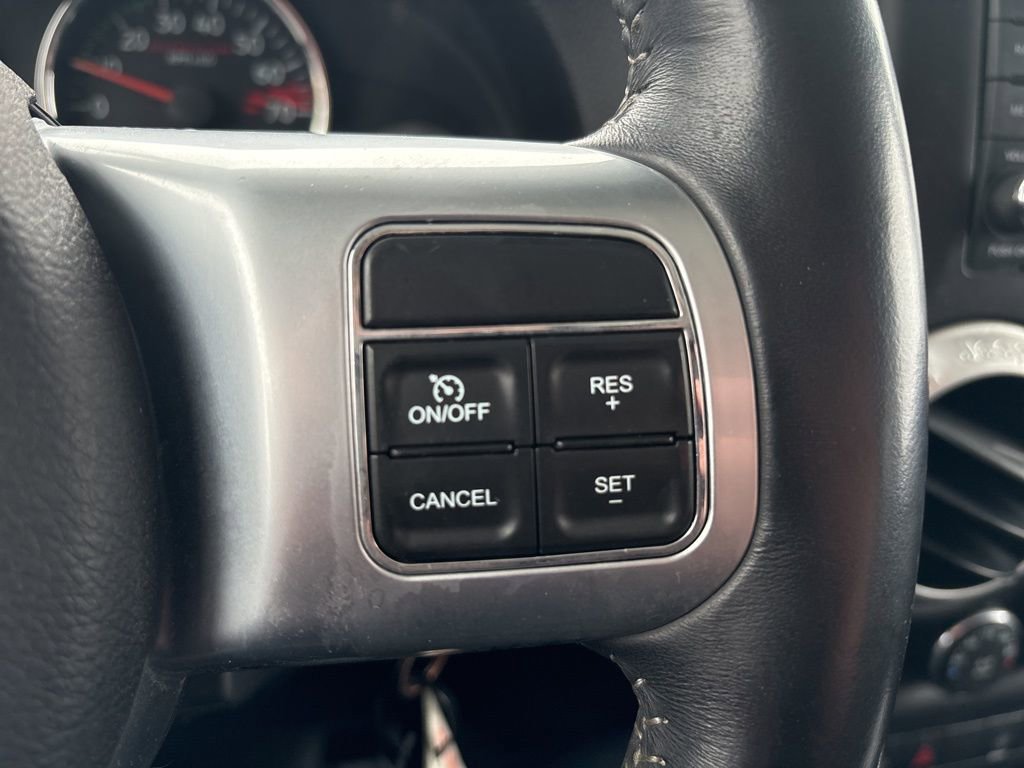 Used 2016 Jeep Wrangler Unlimited Rubicon image 24