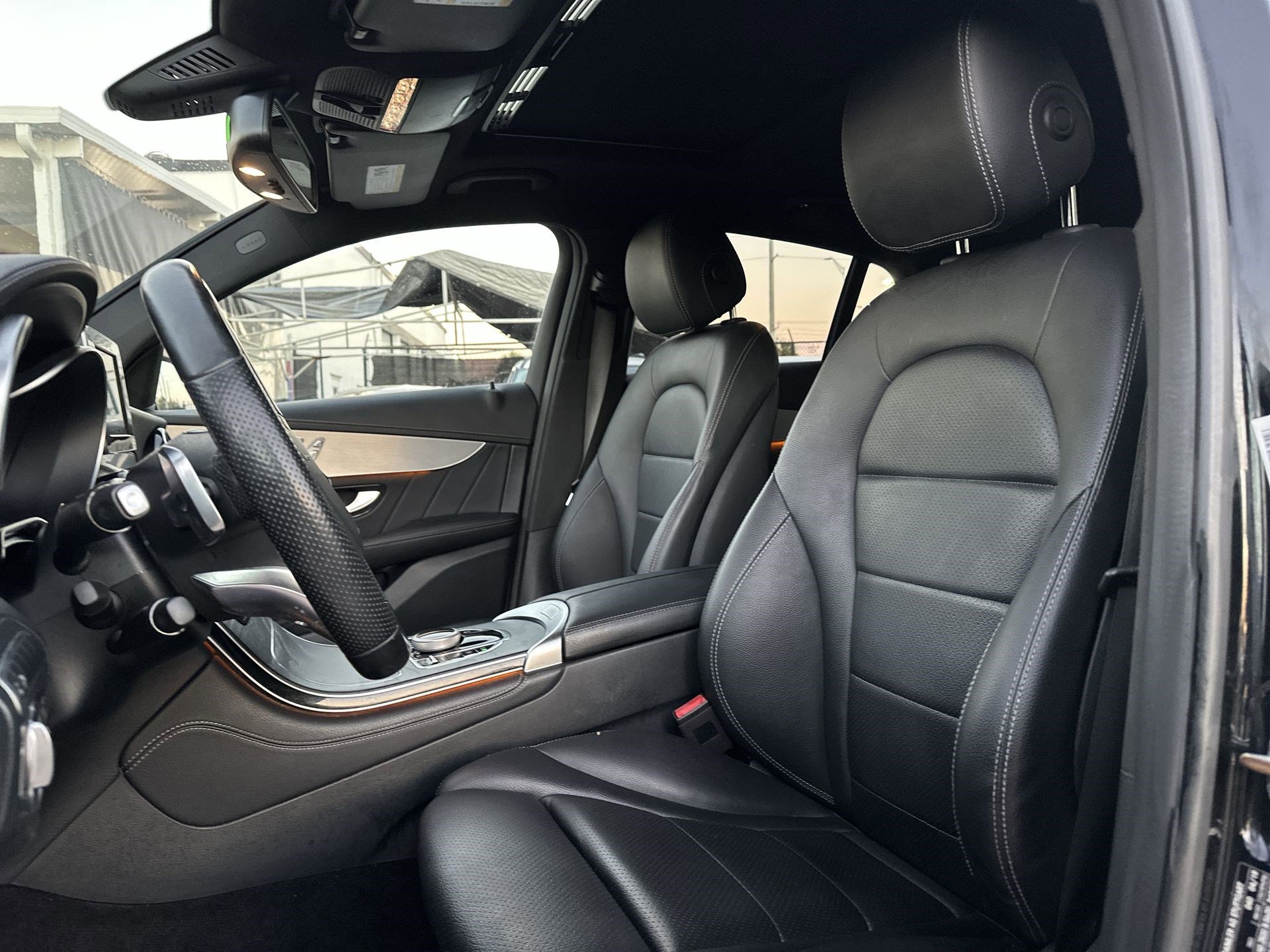 Used 2019 Mercedes-Benz GLC 300 4MATIC Coupe image 13