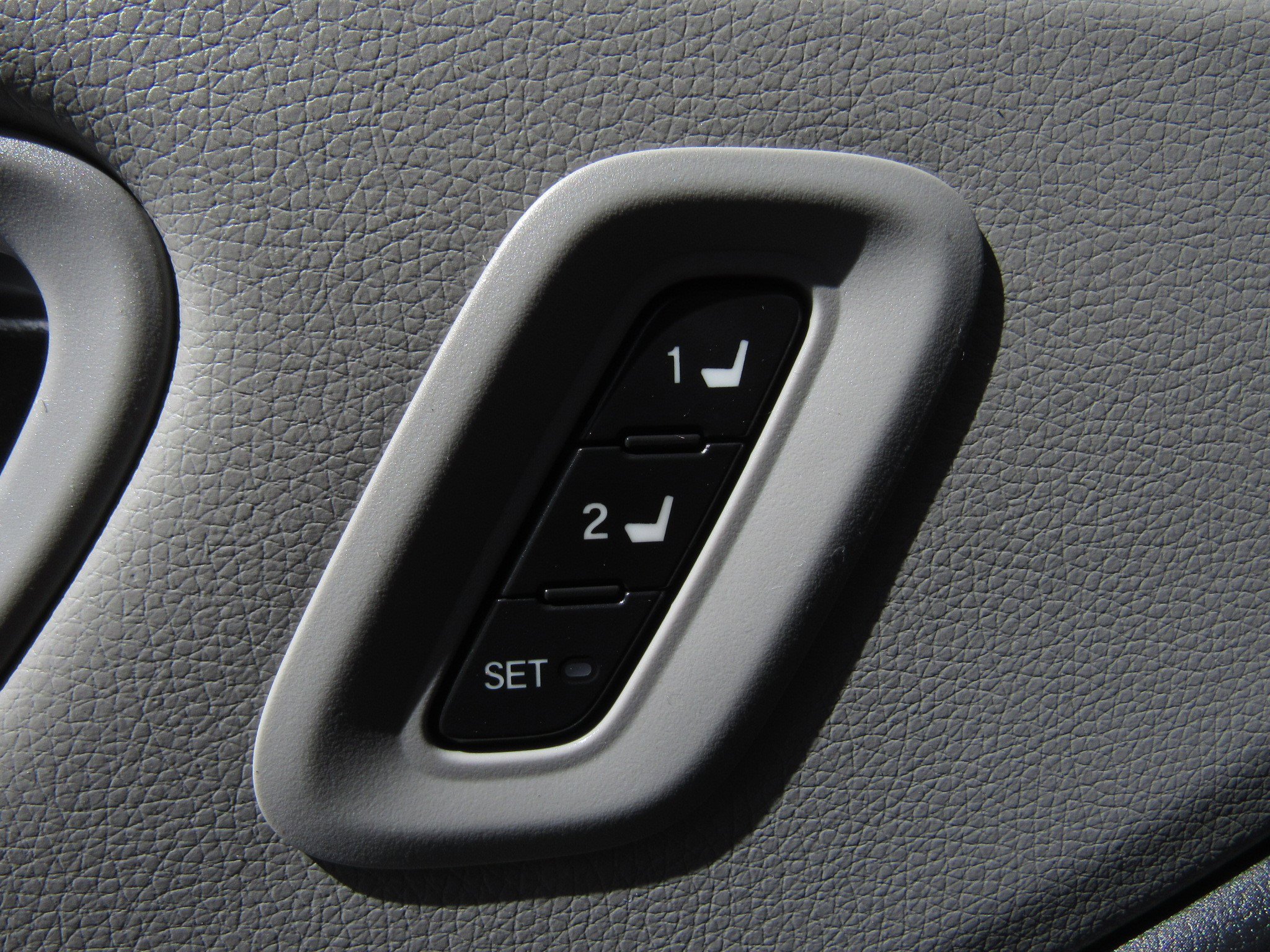 Used 2023 Honda Pilot EX-L image 24