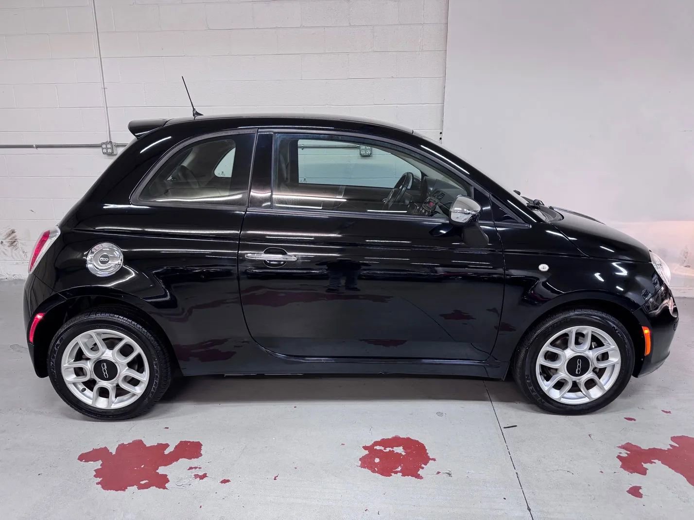 Used 2014 FIAT 500 Pop image 2