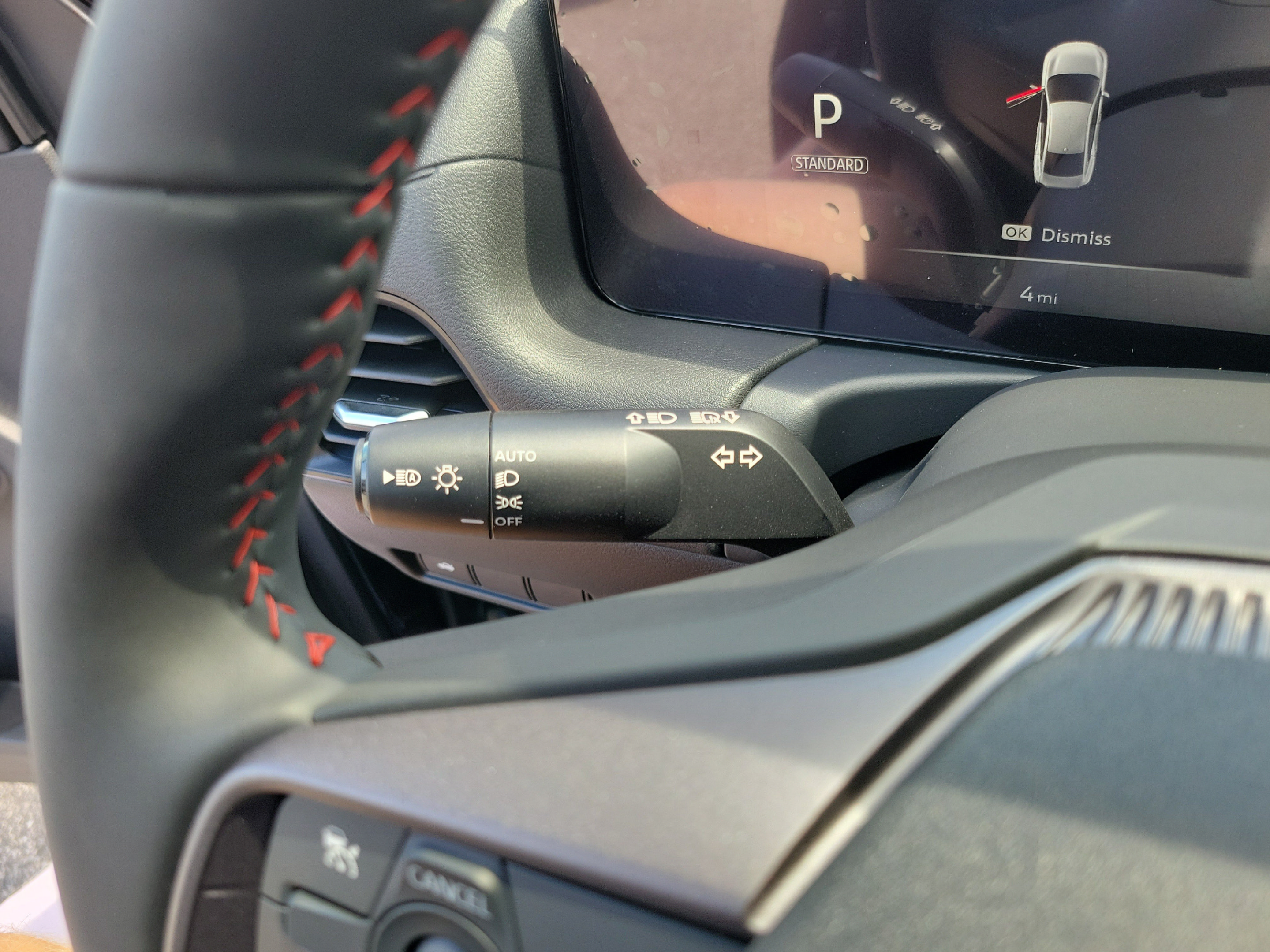 New 2027 Nissan Sentra SR w/ Floor Mat Package FWD image 24