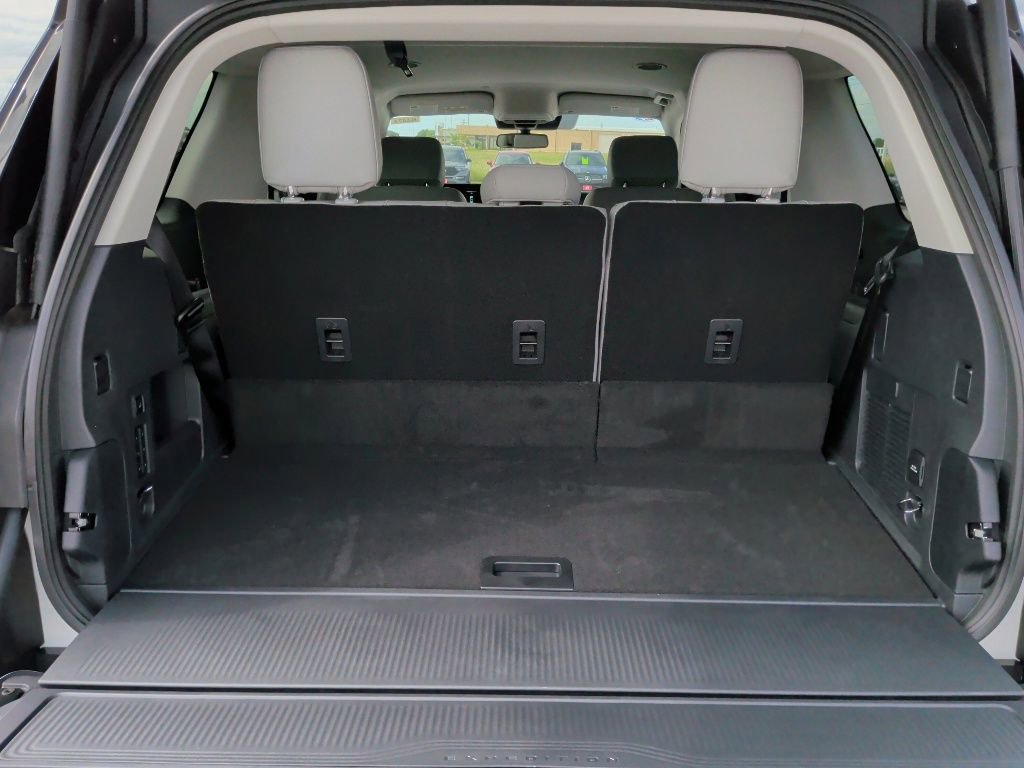 New 2026 Ford Expedition Active RWD image 40