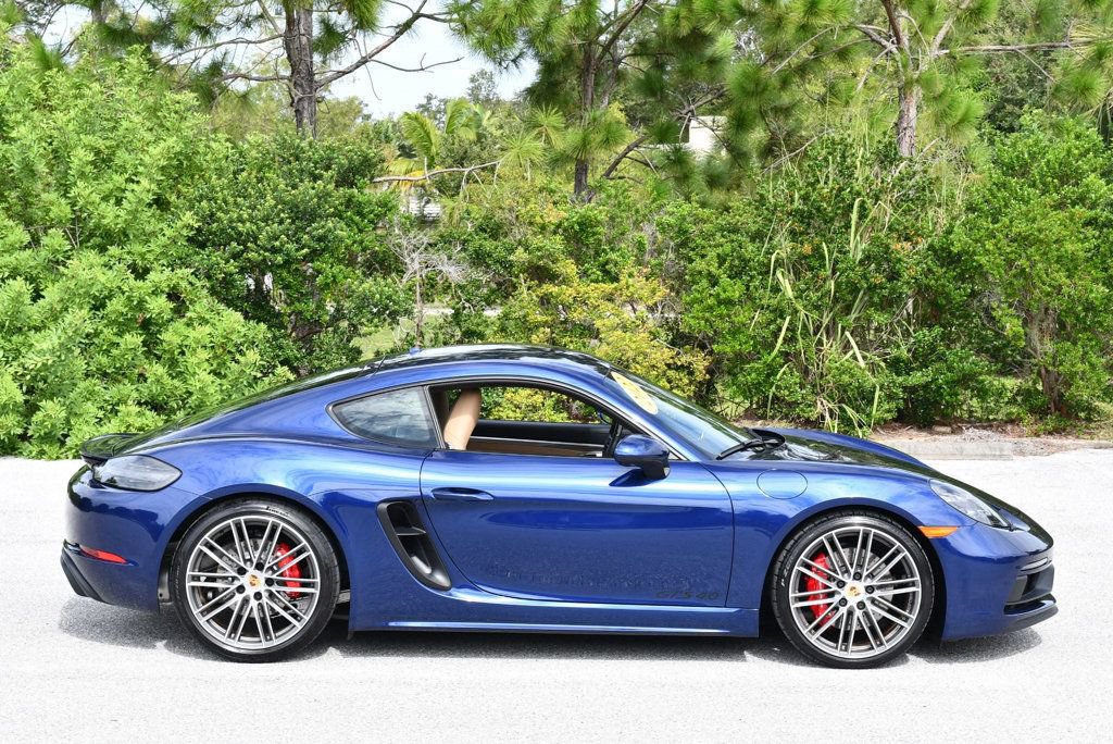 Used 2022 Porsche 718 Cayman GTS RWD image 32